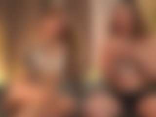 Live cam show with LynetteHeldreth - Smoking on CamClone