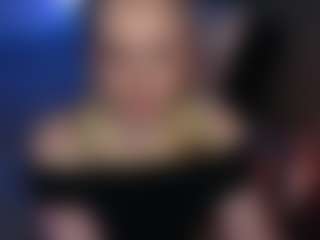 Show di cam dal vivo con margotrobbie7 - Butt Plug su Camsoda