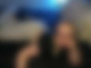 Live cam show with margotrobbie7 - Bedroom on Strip Flash - Live Sex Shows