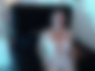 Live cam show with Milly-Sanchez - Middle Aged on camgirlchat.live