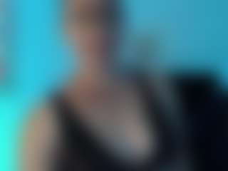 Live cam show with Milly-Sanchez - Latina on Streamer API