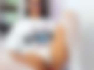 sugarburn MILF webcam performer live streaming