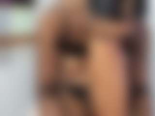 sugarburn MILF webcam performer live streaming
