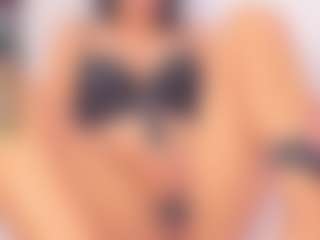 sugarburn MILF webcam performer live streaming