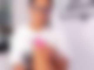 sugarburn MILF webcam performer live streaming