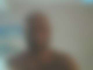 Cloudzz386's Live Sex Cam Show