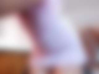 Live cam show with Aida-Jones - Public Ebony on Camsoda | colombia