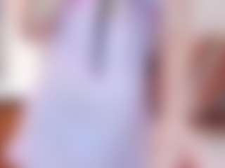 Live cam show with Aida-Jones - Ebony Teen (18+) on Hubzter Live
