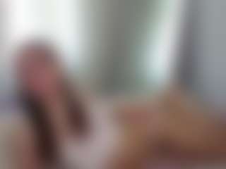 Aliceqq's Live Sex Cam Show