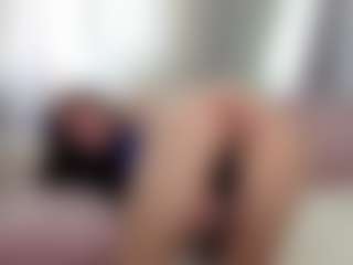 Aliceqq's Live Sex Cam Show