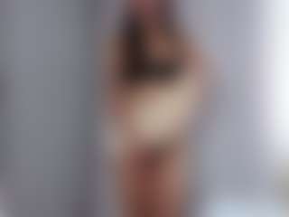 aliceqq's Live Sex Cam Show
