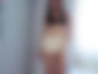 aliceqq's Live Sex Cam Show