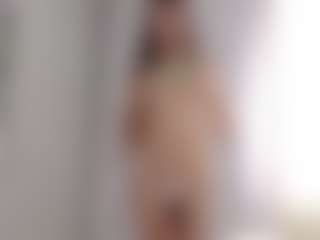 aliceqq's Live Sex Cam Show