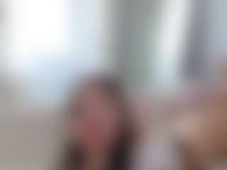 aliceqq's Live Sex Cam Show