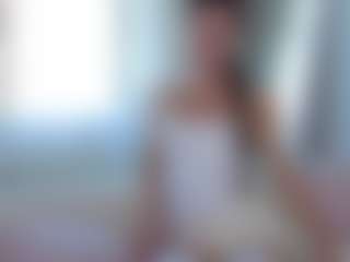 aliceqq's Live Sex Cam Show