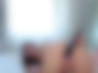 aliceqq's Live Sex Cam Show