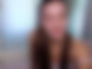 aliceqq's Live Sex Cam Show
