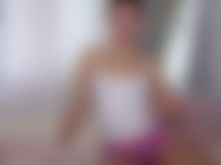 Live cam show with aliceqq - Flashing on TeamSkeetLive