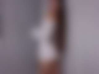 aliceqq's Live Sex Cam Show