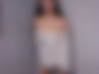 aliceqq's Live Sex Cam Show