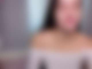 aliceqq's Live Sex Cam Show