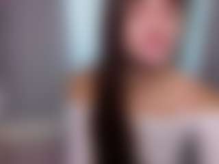 aliceqq's Live Sex Cam Show