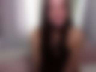 aliceqq's Live Sex Cam Show