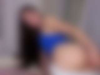 aliceqq's Live Sex Cam Show