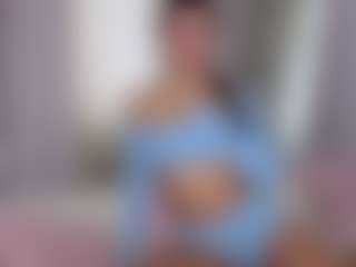 Live cam show with aliceqq - Amateur on Camsoda