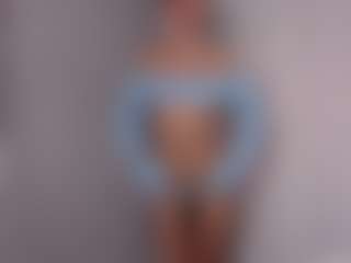 Live cam show with aliceqq - Small Tits on Dolls Live