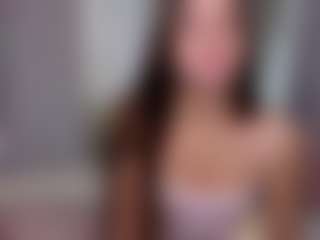 aliceqq's Live Sex Cam Show