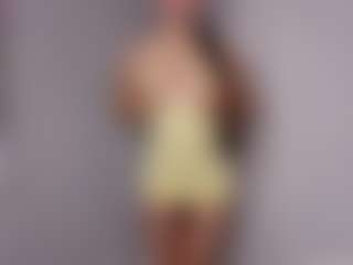 aliceqq's Live Sex Cam Show