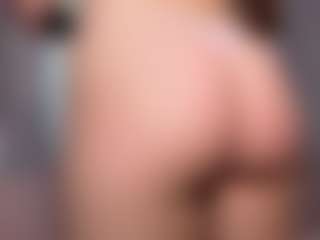 aliceqq's Live Sex Cam Show