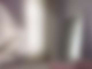aliceqq's Live Sex Cam Show