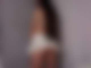 aliceqq's Live Sex Cam Show
