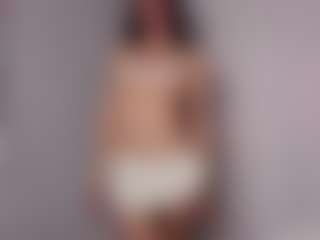 aliceqq's Live Sex Cam Show