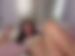 aliceqq's Live Sex Cam Show