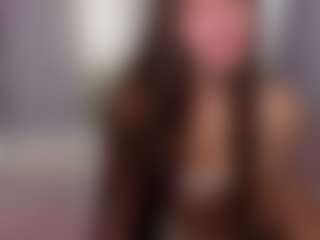 aliceqq's Live Sex Cam Show