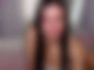 aliceqq's Live Sex Cam Show