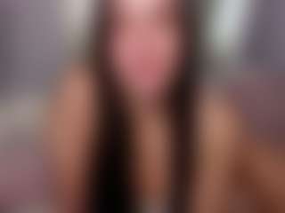 aliceqq's Live Sex Cam Show