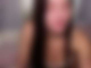 aliceqq's Live Sex Cam Show