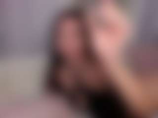 aliceqq's Live Sex Cam Show