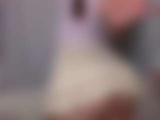 aliceqq's Live Sex Cam Show