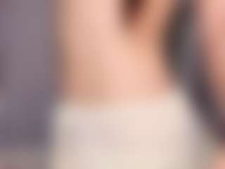 aliceqq's Live Sex Cam Show