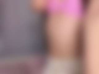 aliceqq's Live Sex Cam Show