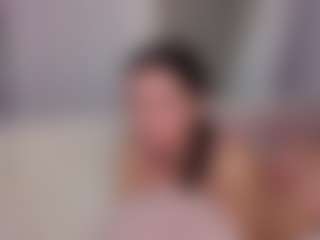 aliceqq's Live Sex Cam Show
