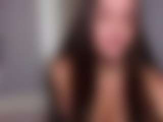 aliceqq's Live Sex Cam Show