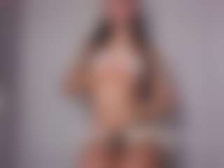 aliceqq's Live Sex Cam Show