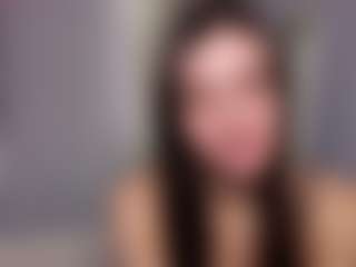 aliceqq's Live Sex Cam Show