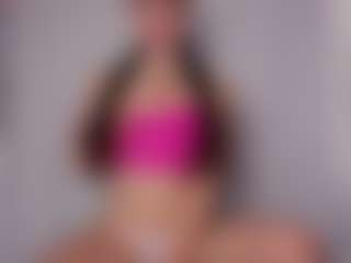 aliceqq's Live Sex Cam Show